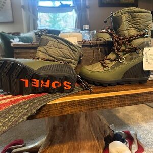 Sorel Green Ankle Boots with Durable Comfort